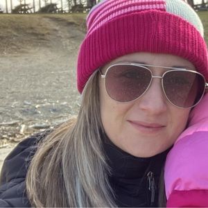 Meet your Posher, Julie